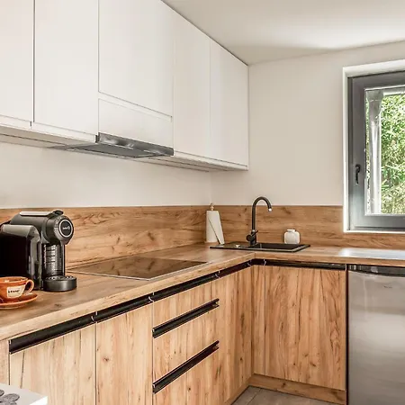 2 Bedroom Amazing In Holiday home